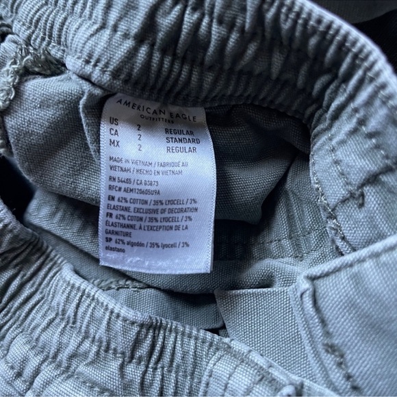 American Eagle Strech Cargo Pant Olive Green Size 2 - Picture 3 of 4